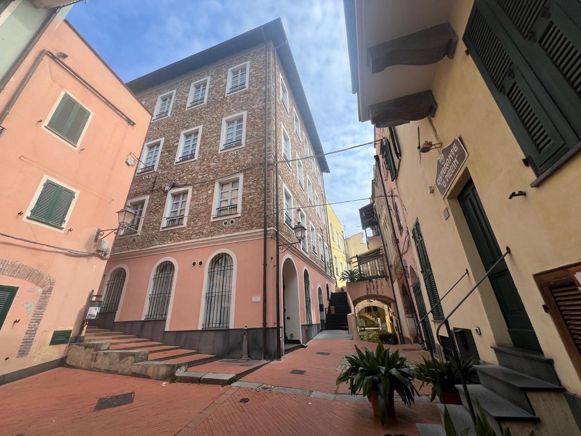 Apartamento La Perla Del Borgo - Borgo Castello - Loano Exterior foto